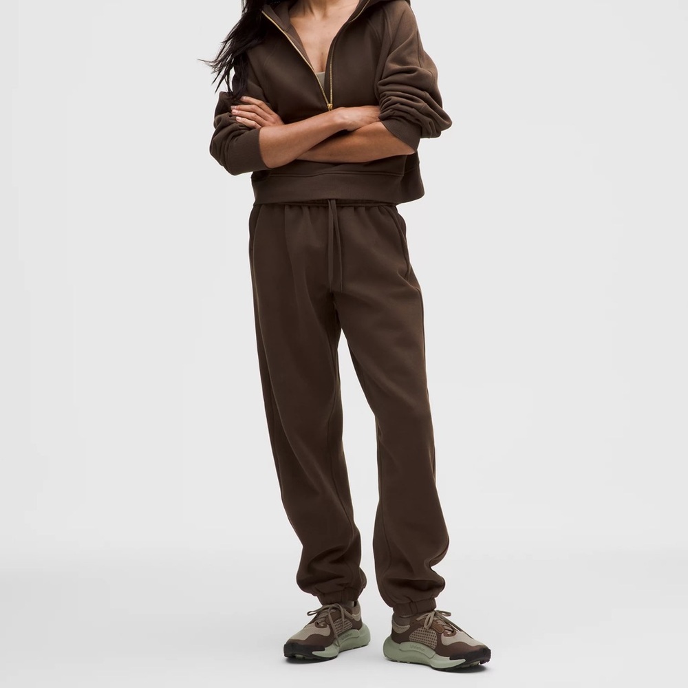 Lululemon oversized scuba joggers/sweatpants brown size small